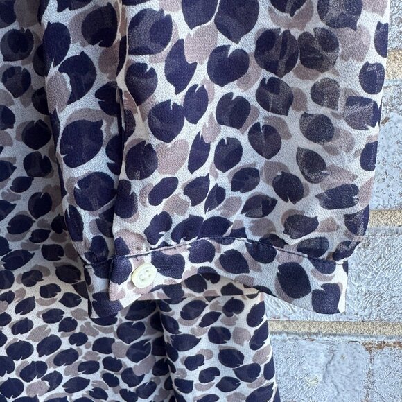 Banana Republic 3/4 Sleeve Button Front Round Neck Geo Sheer Blouse Size L. - Picture 9 of 10